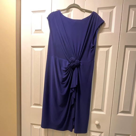 Washable Evan Picone twist front sleeveless dress, Deep purple color, size 16W - Picture 6 of 6